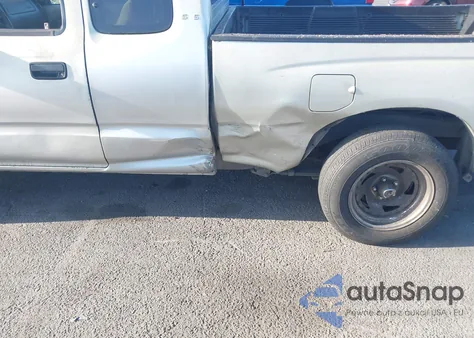 2004 Toyota Tacoma z USA, uszkodzony, nr VIN 5TEVL52N94Z399113